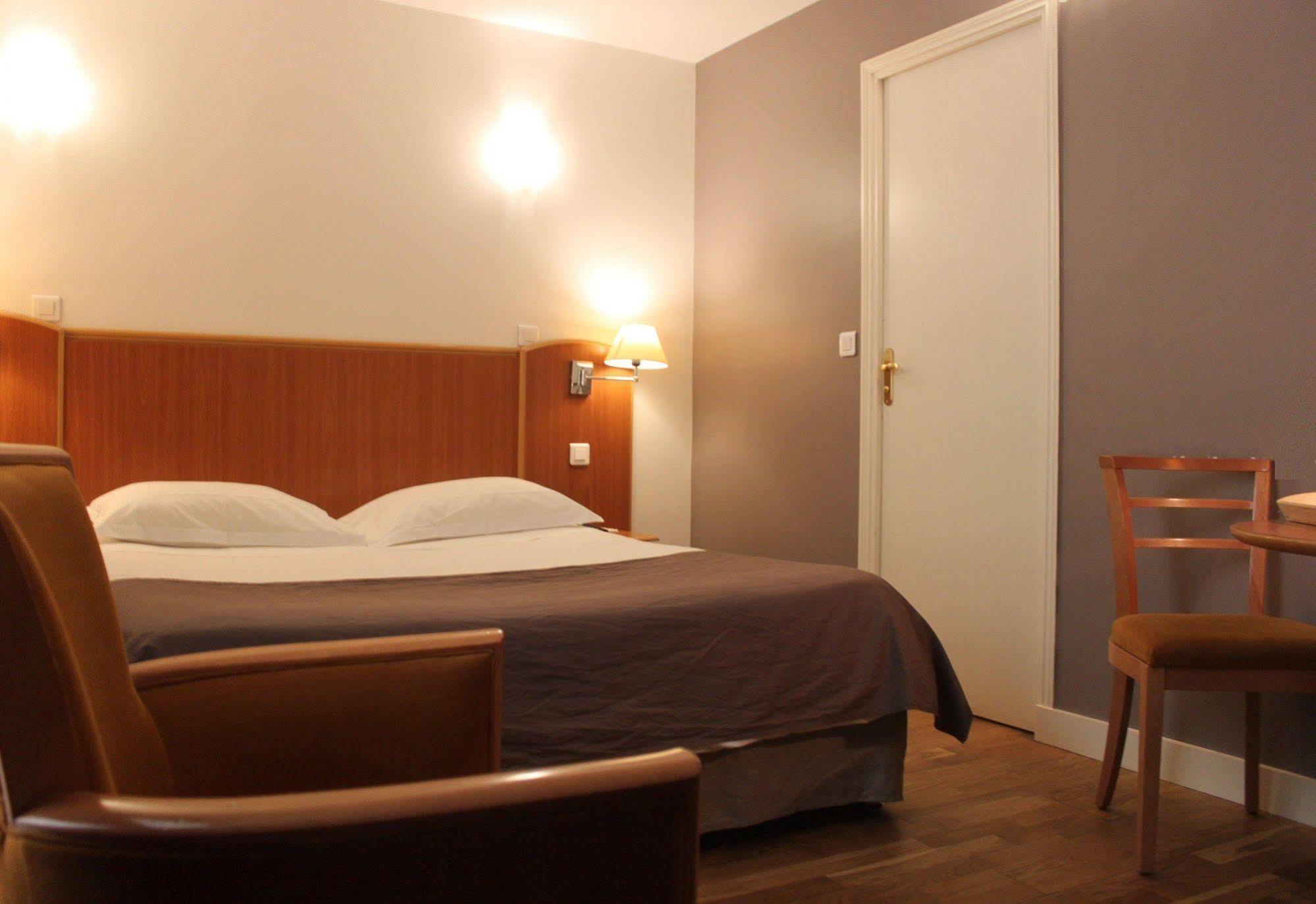 Hotel Metropolitain Париж Экстерьер фото